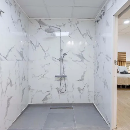 Grupo Torres De Quart Apartment